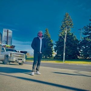 Meet your Posher, Cesarin